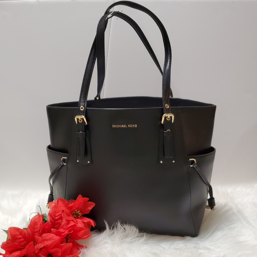 MICHAEL Michael Kors Voyager